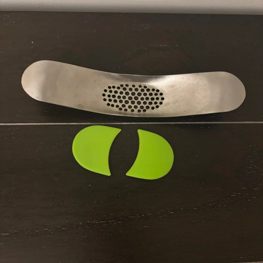 Yarmosh | Garlic Press Rocker Mincer | Stainless‎ Steel | Silicone Grips 7.5
